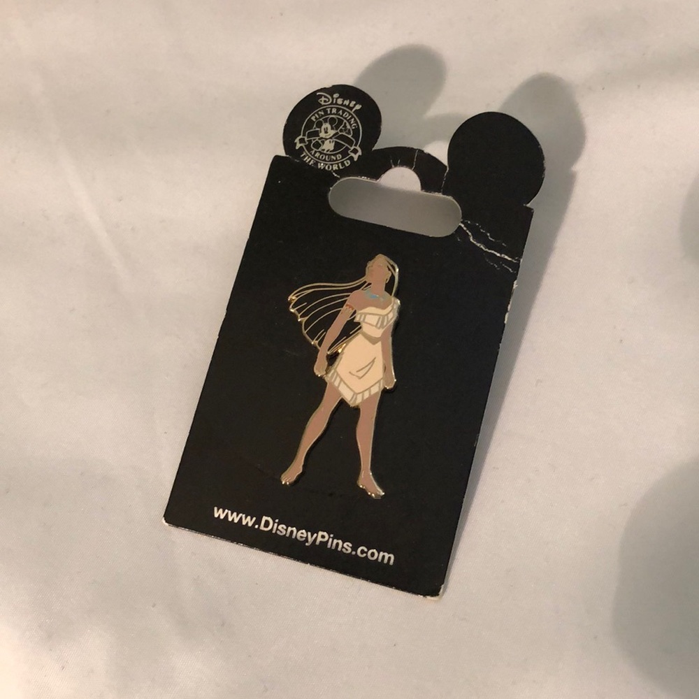Collectors Disney Pocahontas Pin